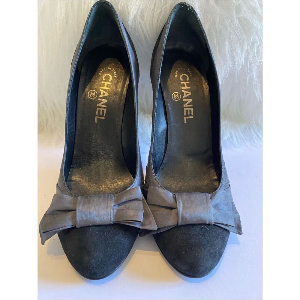CHANEL Black & Gray Satin Bow with Matching Trim & Suede Heels. Authentic.